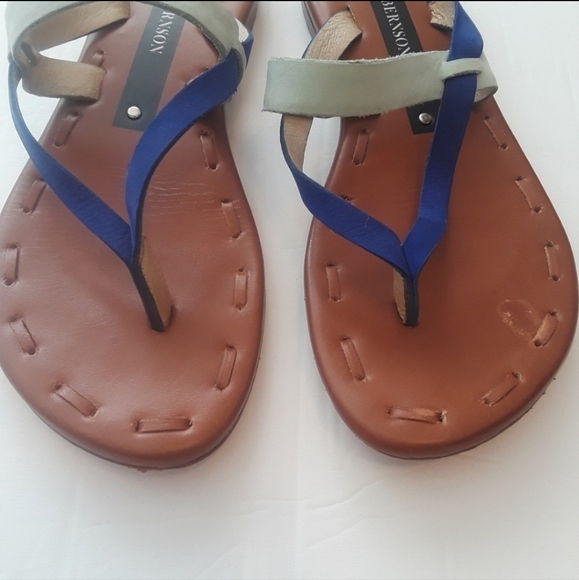 Matt Bernson between the toe sandals sz 6 - Picture 4 of 8